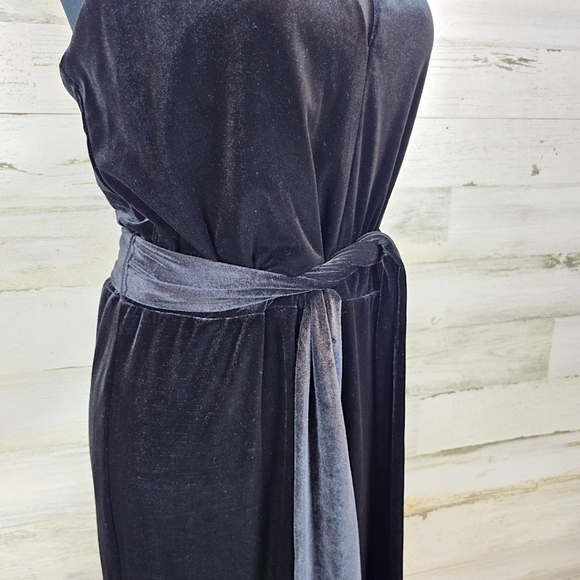 Banana Republic Womens Petite Velvet Halter Neck Jumpsuit 10P Black Party Chic - Picture 10 of 13
